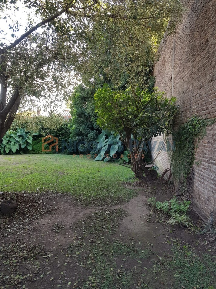 CASA EN VENTA en JOSE C PAZ. APTA CREDITO BANCARIO